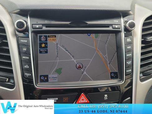 Used 2014 Hyundai Elantra GT w/ Option Group 03 FWD image 19