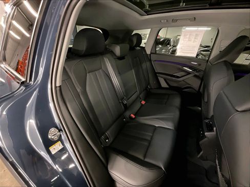 Used 2025 Audi Q6 e-tron Premium Plus w/ Premium Plus image 28