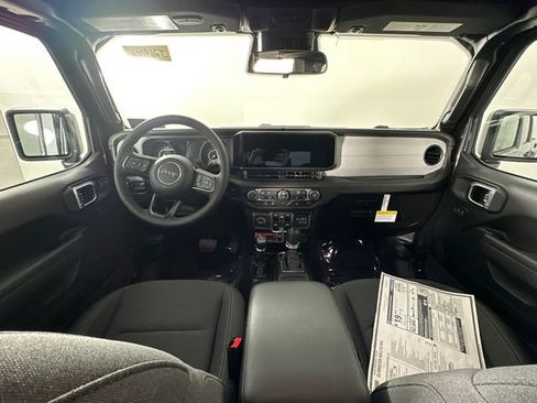 New 2026 Jeep Gladiator Willys image 16