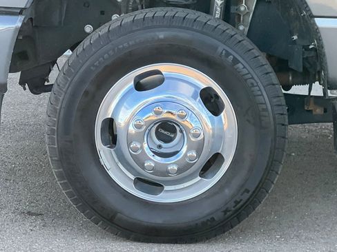 Used 2023 Ford F350 Platinum AWD/4WD image 27