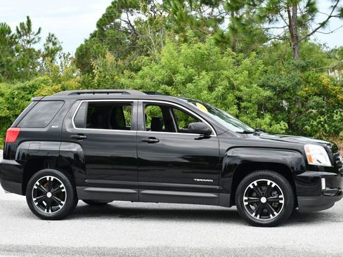 Used 2017 GMC Terrain SLT w/ Open Road Package image 8