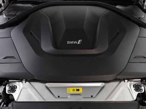 New 2026 BMW i4 xDrive40i w/ Premium Package AWD/4WD image 25