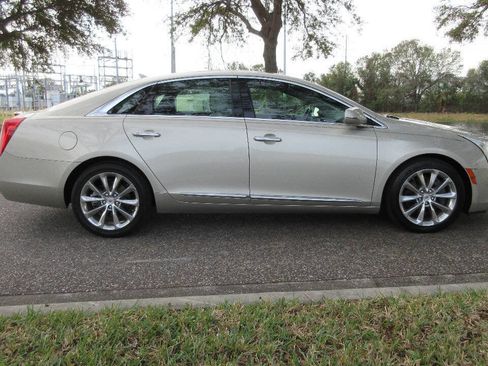 Used 2014 Cadillac XTS image 6