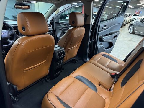 Used 2017 GMC Acadia SLT image 46