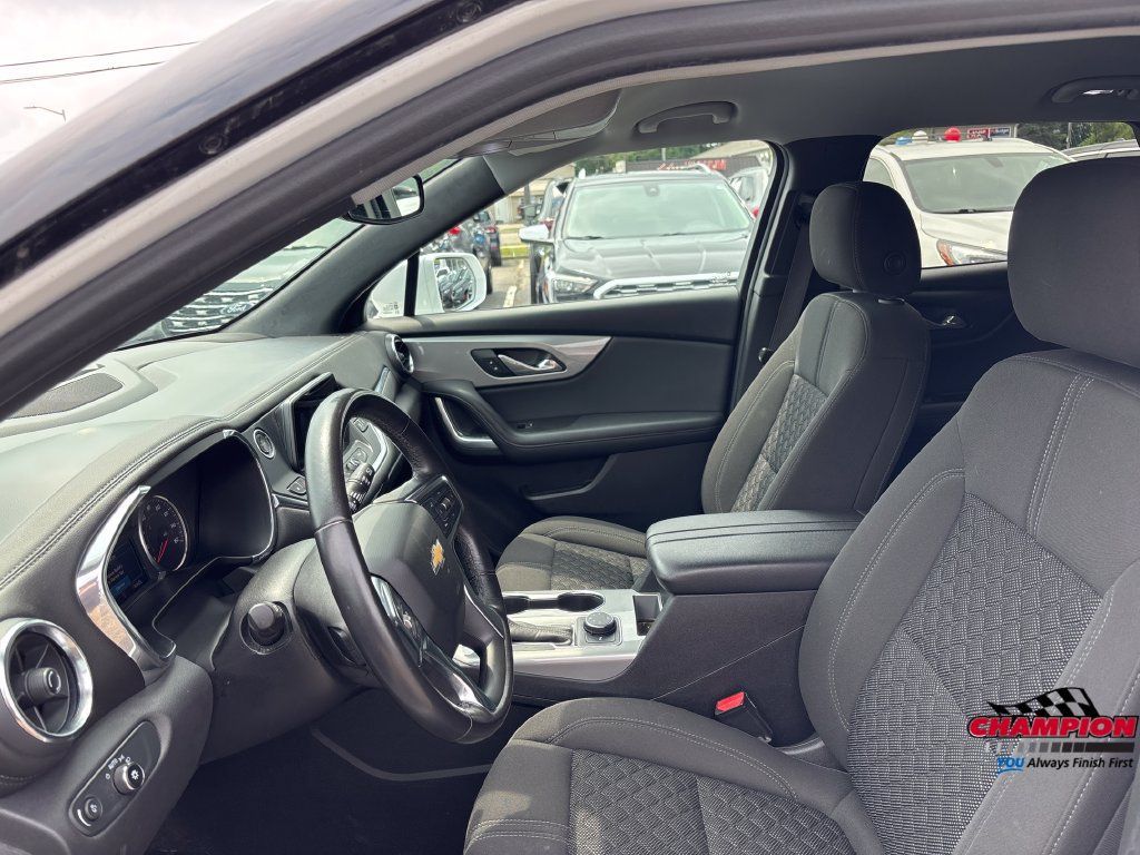 Used 2020 Chevrolet Blazer LT AWD/4WD image 13