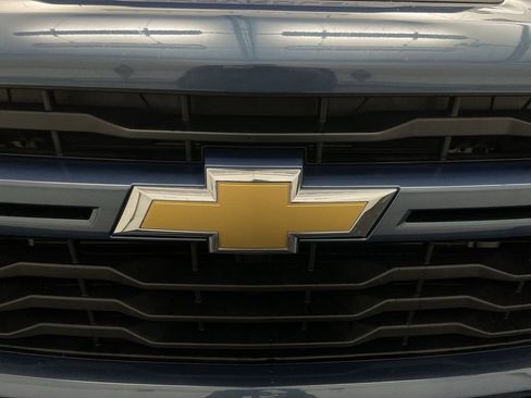 Used 2024 Chevrolet Silverado 2500 Custom w/ Custom Value Package image 24