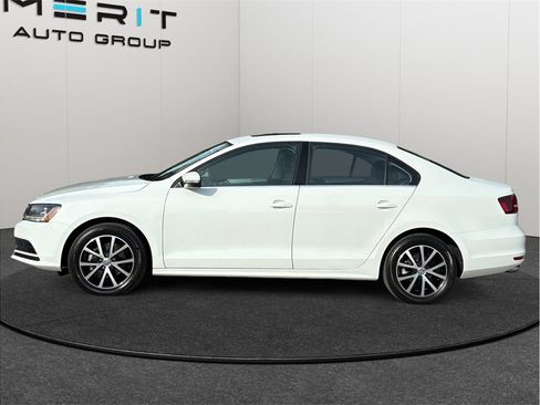 Used 2018 Volkswagen Jetta SE FWD image 5
