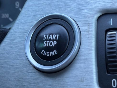 Used 2013 BMW M3 Coupe image 21