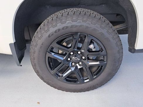 Used 2026 Chevrolet Silverado 1500 RST w/ RST Select Package AWD/4WD image 36