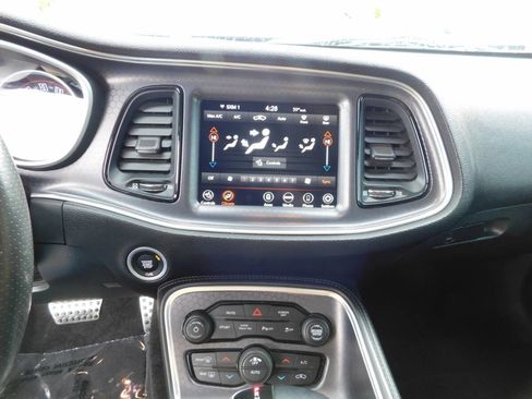 Used 2018 Dodge Challenger R/T Plus image 10