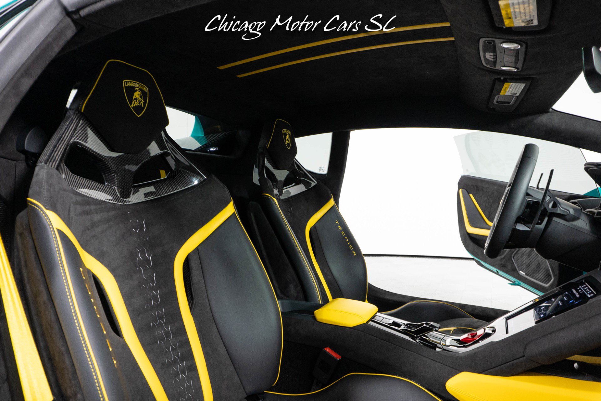 Used 2024 Lamborghini Huracan Tecnica RWD image 37
