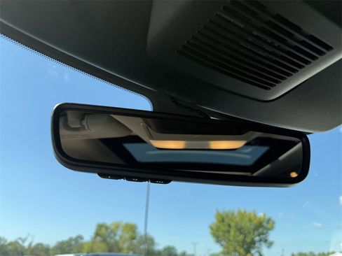 Used 2023 Nissan Pathfinder Platinum w/ Lighting Package (N93) image 22