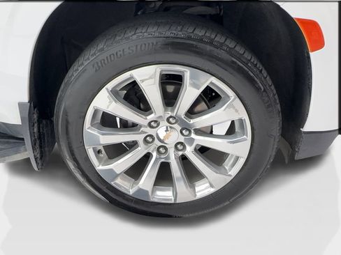 Used 2021 Chevrolet Tahoe LT w/ LT Signature Package RWD image 14