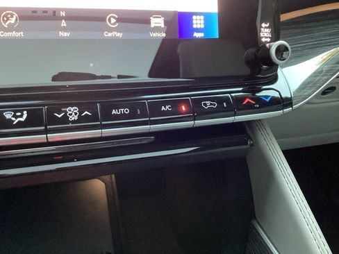 Used 2022 Jeep Wagoneer Series II w/ Premium Group I image 63