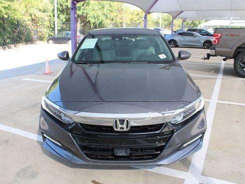 Used 2020 Honda Accord EX image 9