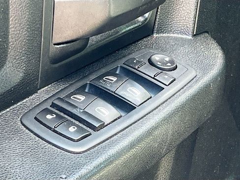 Used 2020 RAM 1500 Tradesman w/ Chrome Plus Package AWD/4WD image 16