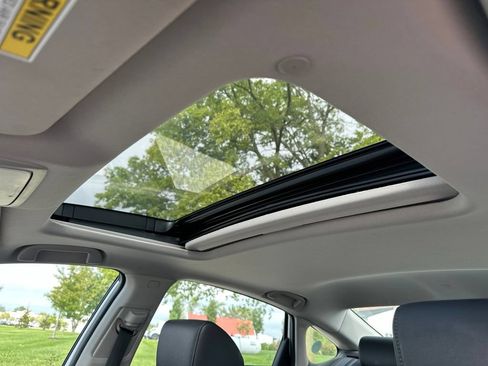 Used 2018 Honda Accord EX-L image 5