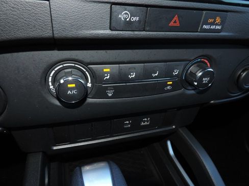 Certified 2023 Nissan Frontier SV w/ Graphics Package RWD image 22