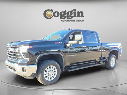 Used 2024 Chevrolet Silverado 2500 LTZ w/ LTZ Premium Package