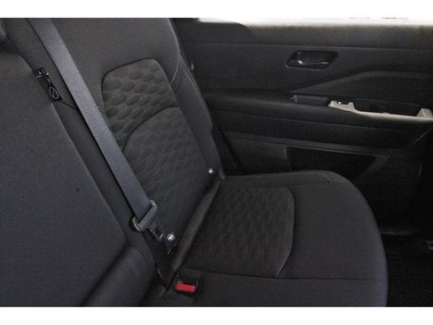 Used 2024 Nissan Pathfinder SV FWD image 15