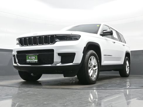 Used 2022 Jeep Grand Cherokee L Laredo w/ Luxury Tech Group I AWD/4WD image 25