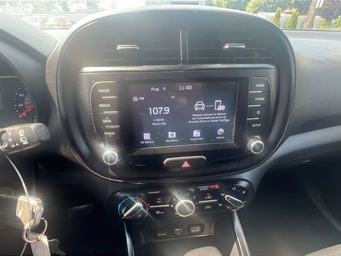 Used 2021 Kia Soul GT-Line FWD image 17