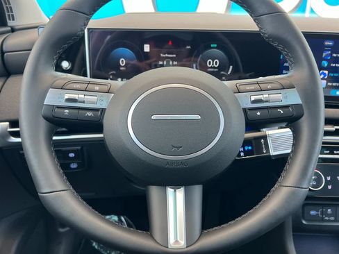 New 2025 Hyundai Tucson Limited image 23