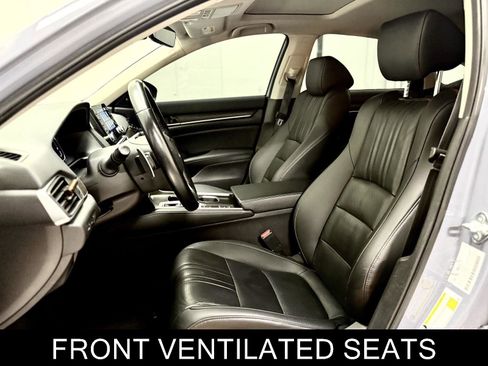 Used 2022 Honda Accord Touring image 13