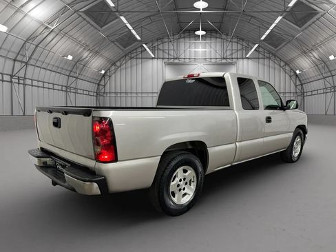 Used 2005 Chevrolet Silverado 1500 LS RWD image 6