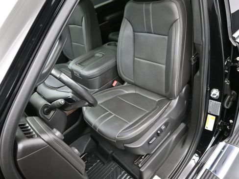 Used 2020 Chevrolet Silverado 2500 High Country w/ Z71 Off-Road Package image 21