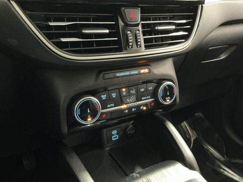 Used 2022 Ford Escape SEL image 28