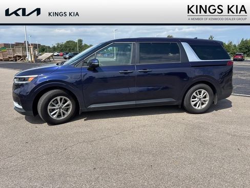 Used 2024 Kia Carnival LX FWD image 14