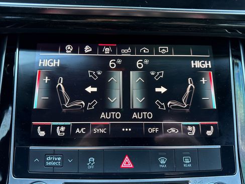 Used 2019 Audi Q8 Premium Plus w/ Premium Plus image 50