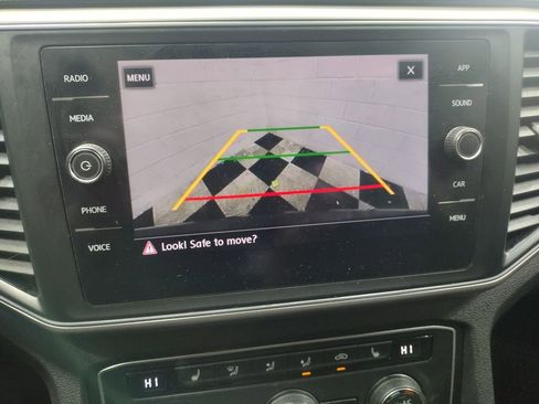 Used 2019 Volkswagen Atlas SE w/ Towing Package image 8