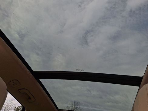 Used 2018 Audi Q5 2.0T Premium Plus w/ Premium Plus Package image 14