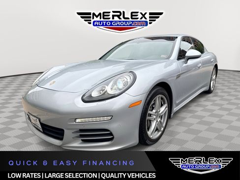 Used 2016 Porsche Panamera 4 AWD/4WD image 1