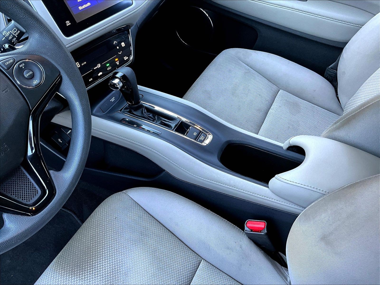 Used 2018 Honda HR-V EX image 18