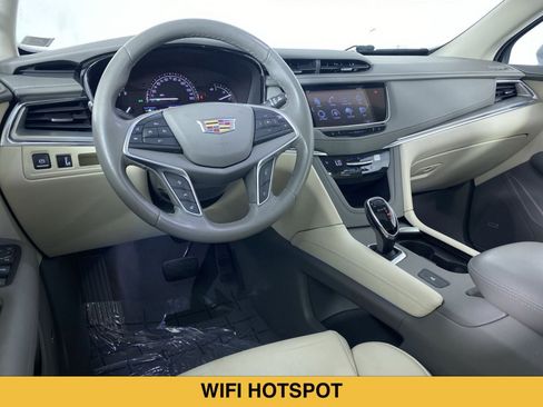 Certified 2017 Cadillac XT5 Luxury w/ Driver Awareness Package FWD image 2