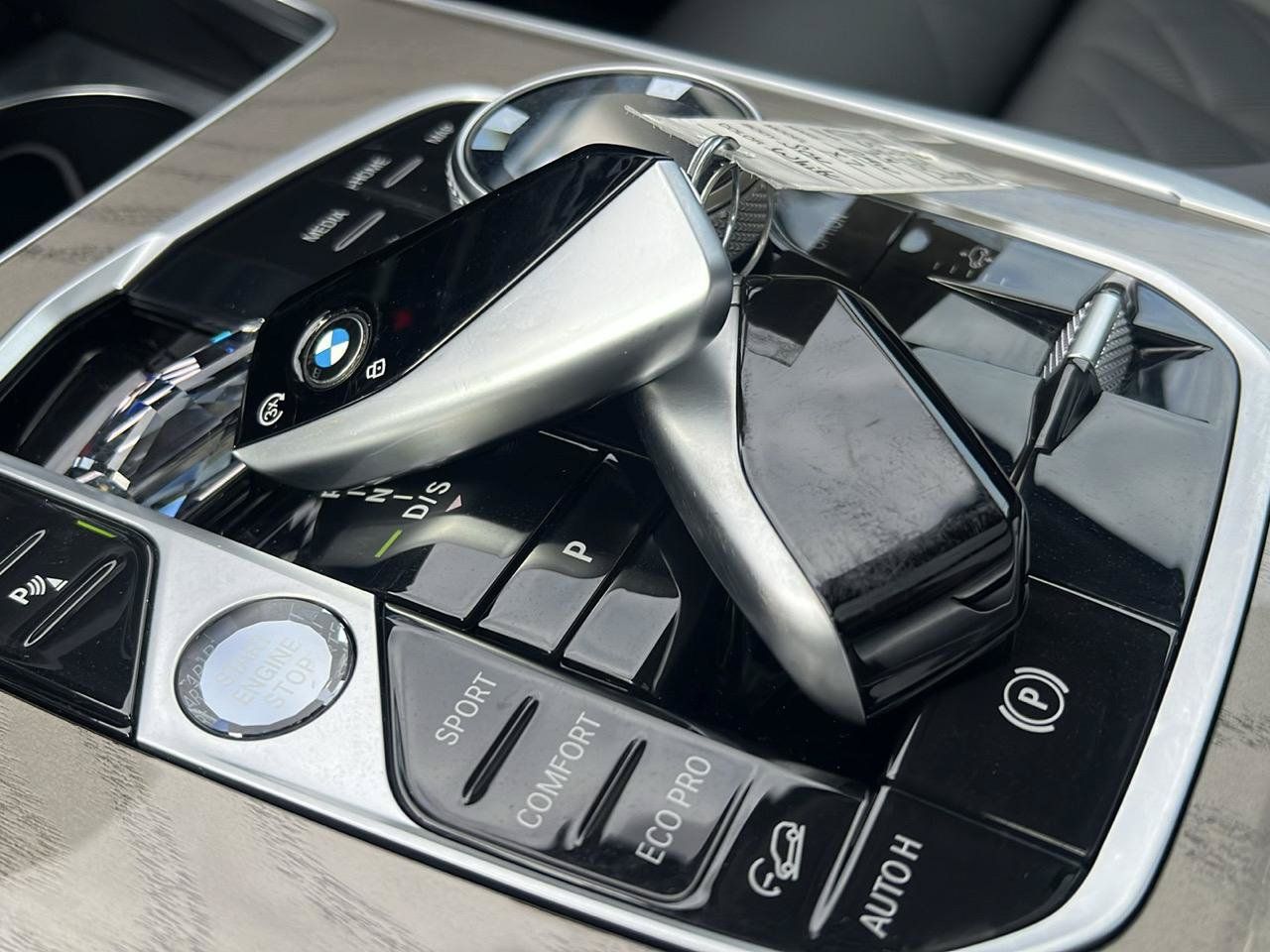Used 2024 BMW X7 xDrive40i w/ Executive Package AWD/4WD image 34