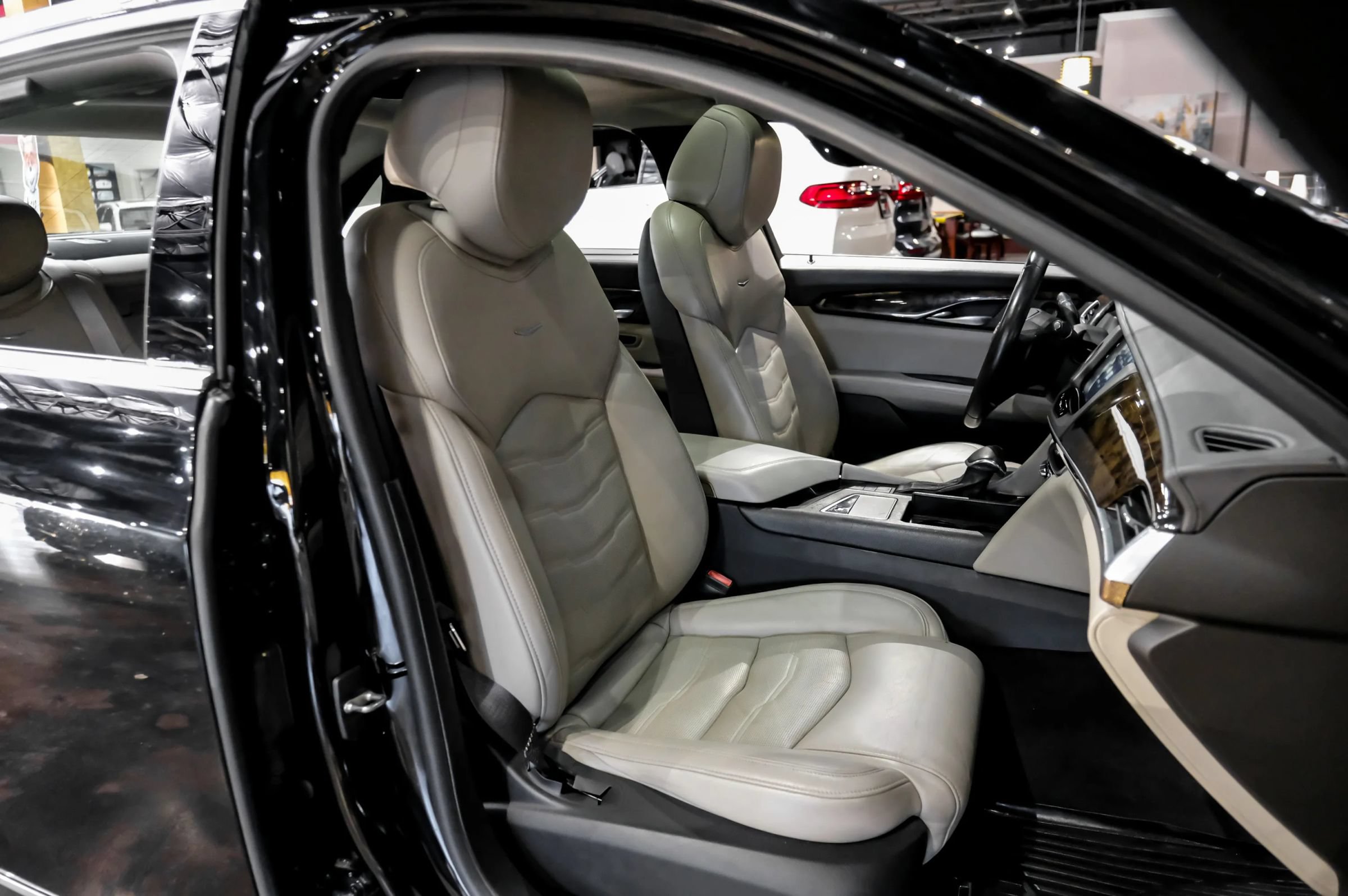 Used 2017 Cadillac CT6 Luxury AWD/4WD image 37