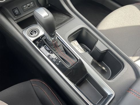 New 2025 Nissan Sentra SR w/ Midnight Edition image 8