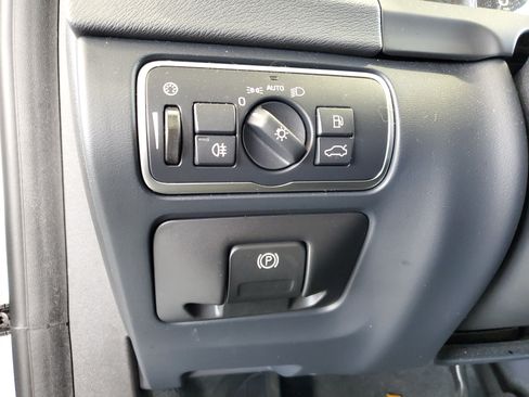 Used 2017 Volvo S60 T5 Inscription Platinum FWD image 22