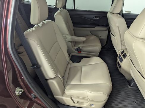Used 2019 Honda Pilot Elite image 36