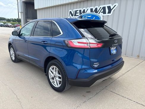 Used 2024 Ford Edge SEL w/ Convenience Package AWD/4WD image 6