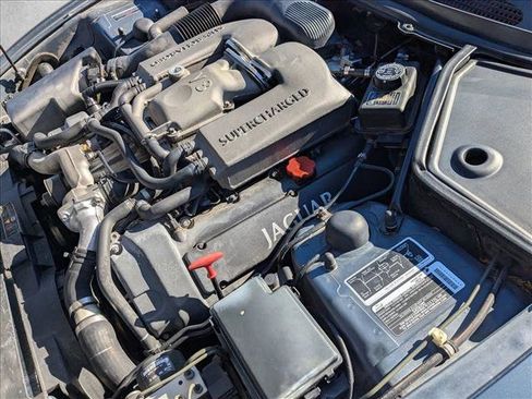 Used 2000 Jaguar XK8 Convertible image 20