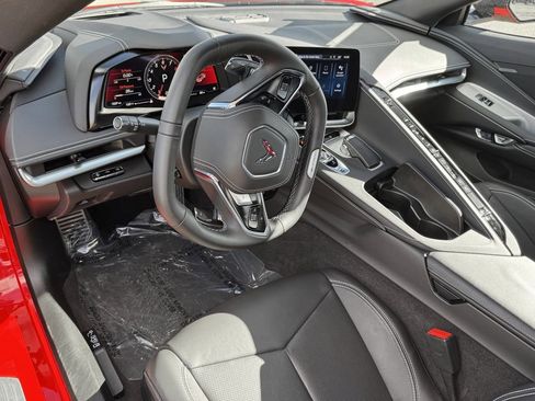 Used 2025 Chevrolet Corvette Z06 image 17