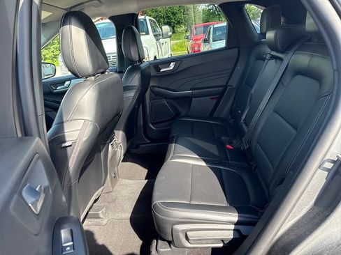 Used 2025 Ford Escape Platinum AWD/4WD image 20