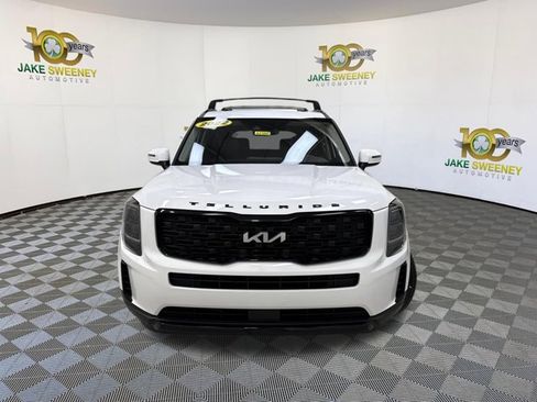 Used 2022 Kia Telluride EX w/ EX Premium Package AWD/4WD image 3