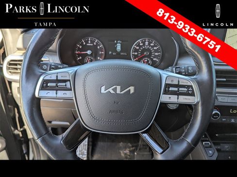 Used 2022 Kia Telluride EX w/ EX Premium Package image 28