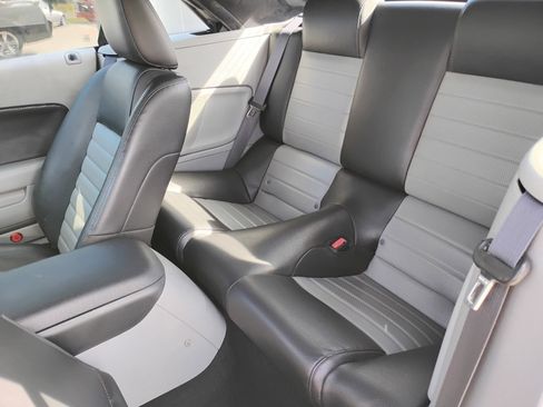 Used 2008 Ford Mustang GT Premium image 8